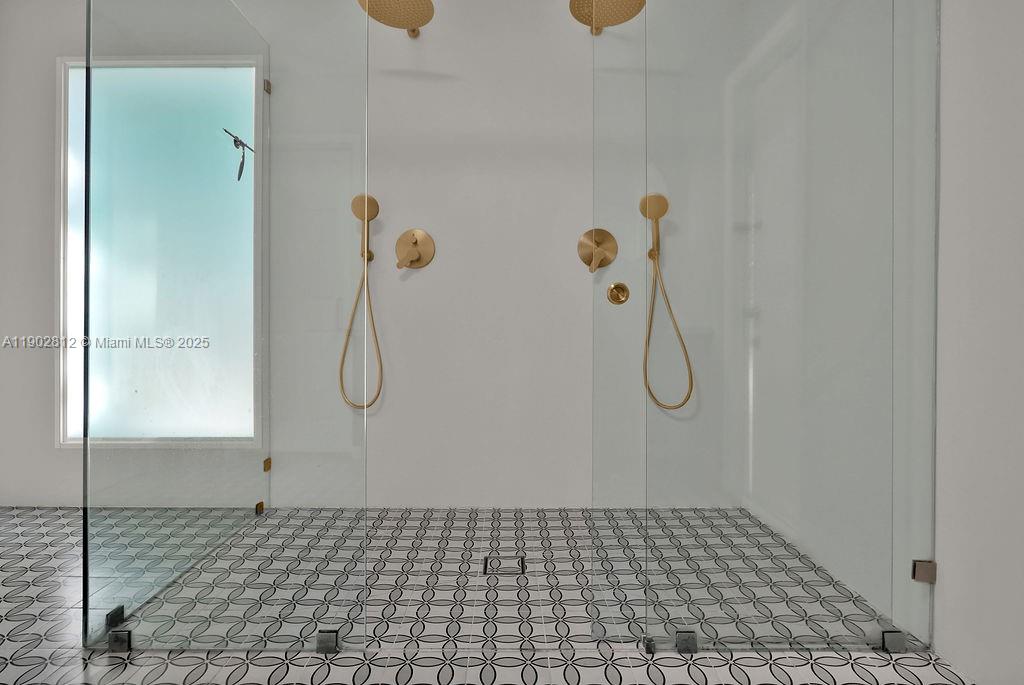 OLD CUTLER OAKS SOUTH 1ST - Residential