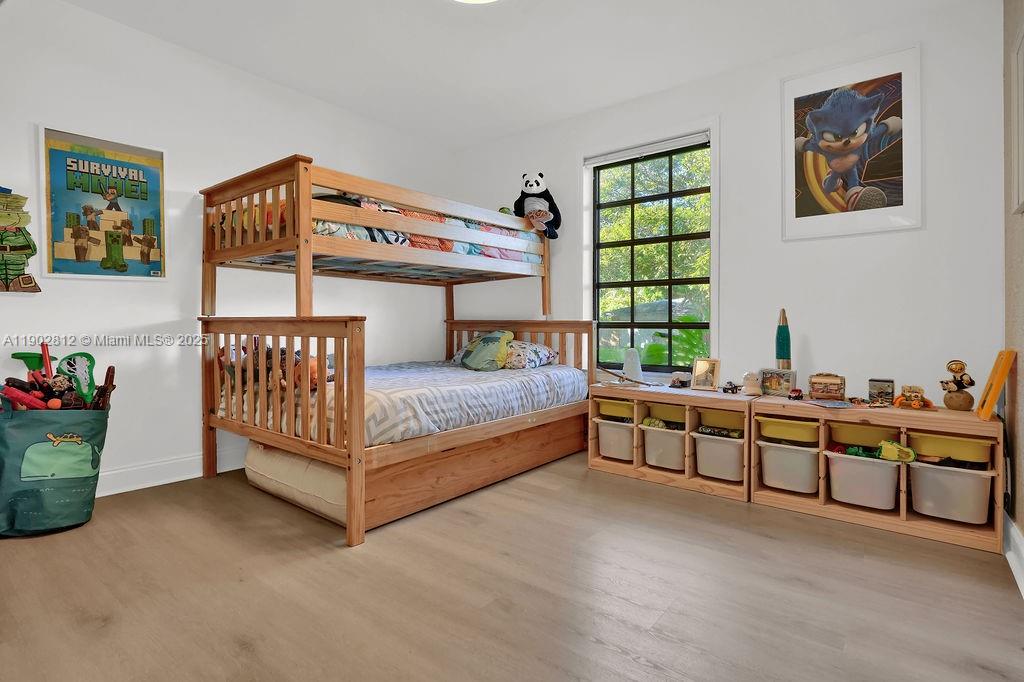 OLD CUTLER OAKS SOUTH 1ST - Residential