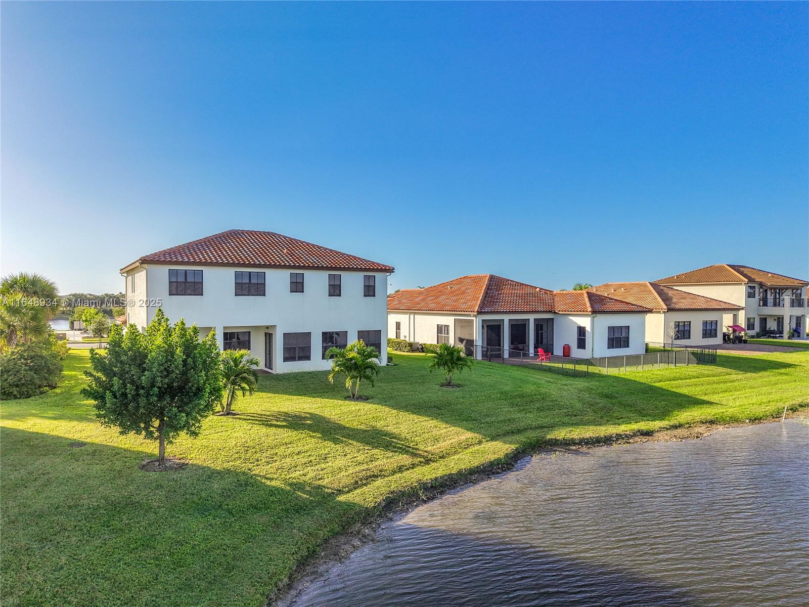 MAPLE RIDGE AT AVE MARIA P - Residential