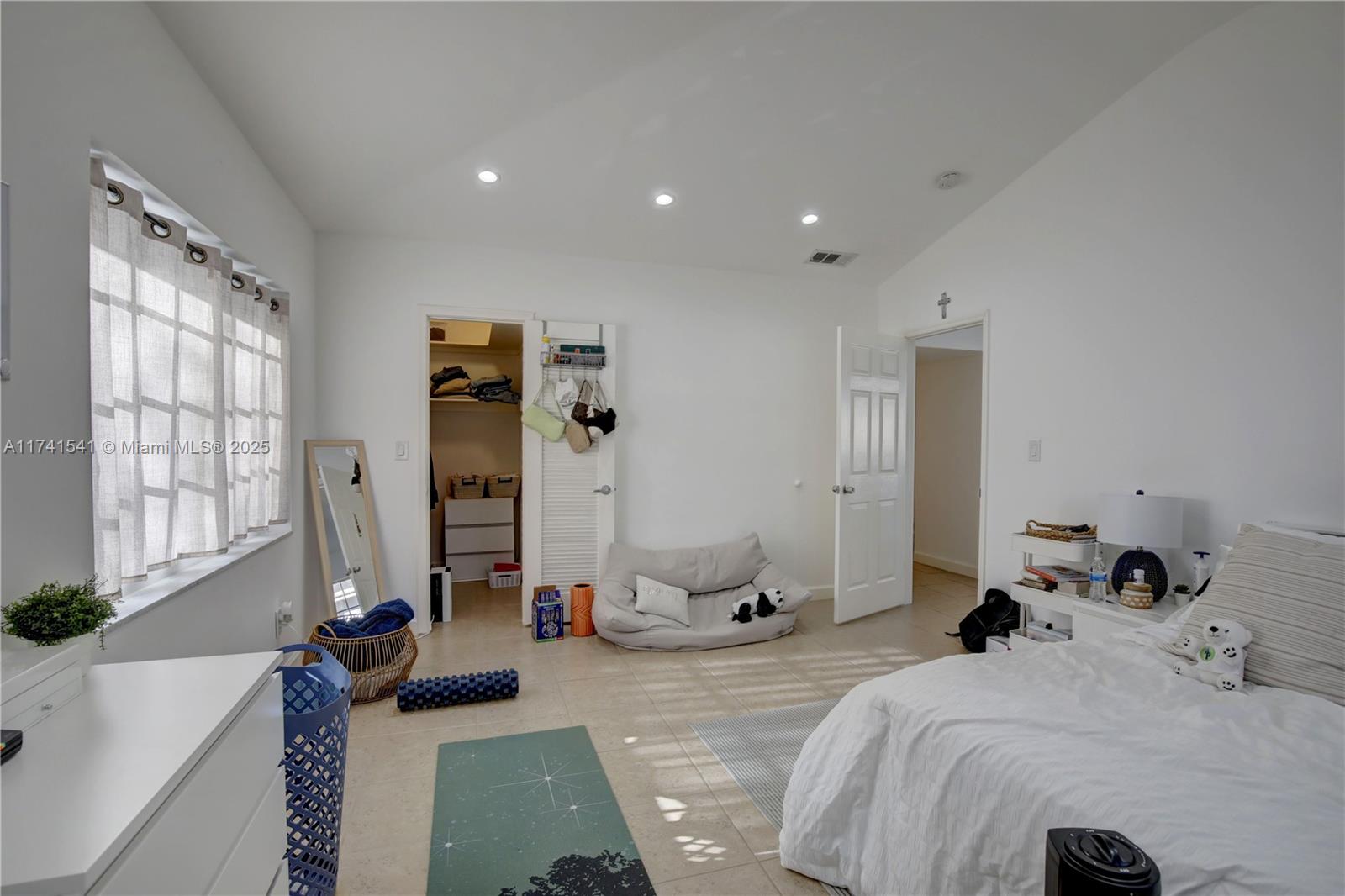 CG RIVIERA SEC 3 REV - Residential Income