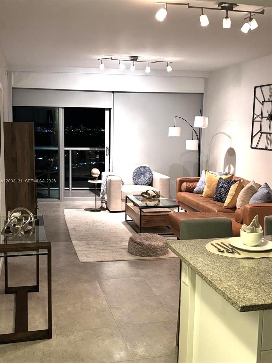 MARINABLUE CONDO - Residential Lease