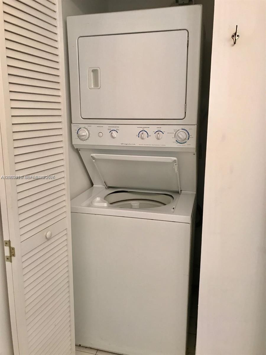 MARINABLUE CONDO - Residential Lease