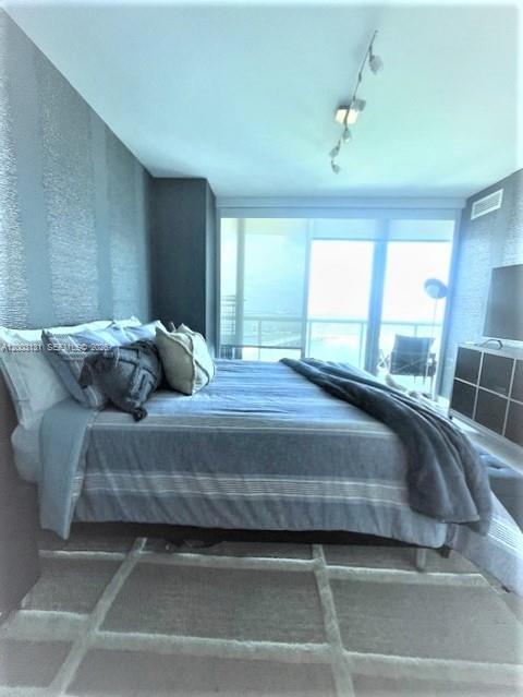 MARINABLUE CONDO - Residential Lease