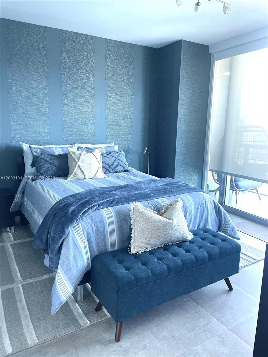 MARINABLUE CONDO - Residential Lease