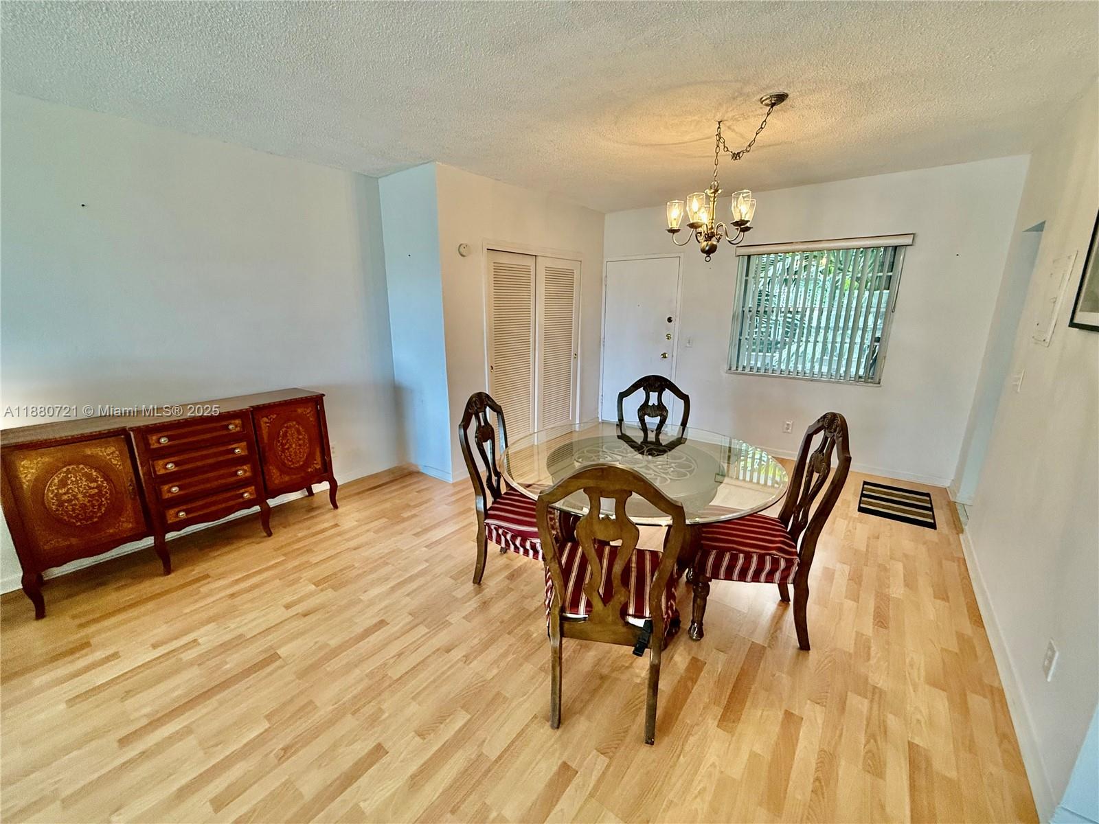 SUMMIT CONDO - Residential