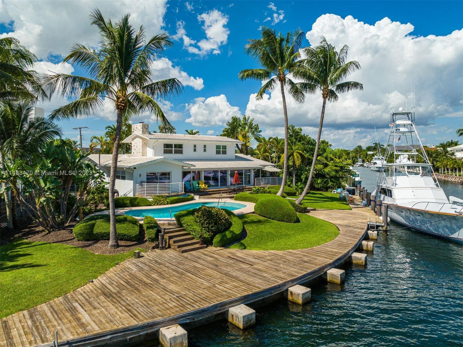 SUNRISE HARBOUR REV PL - Residential