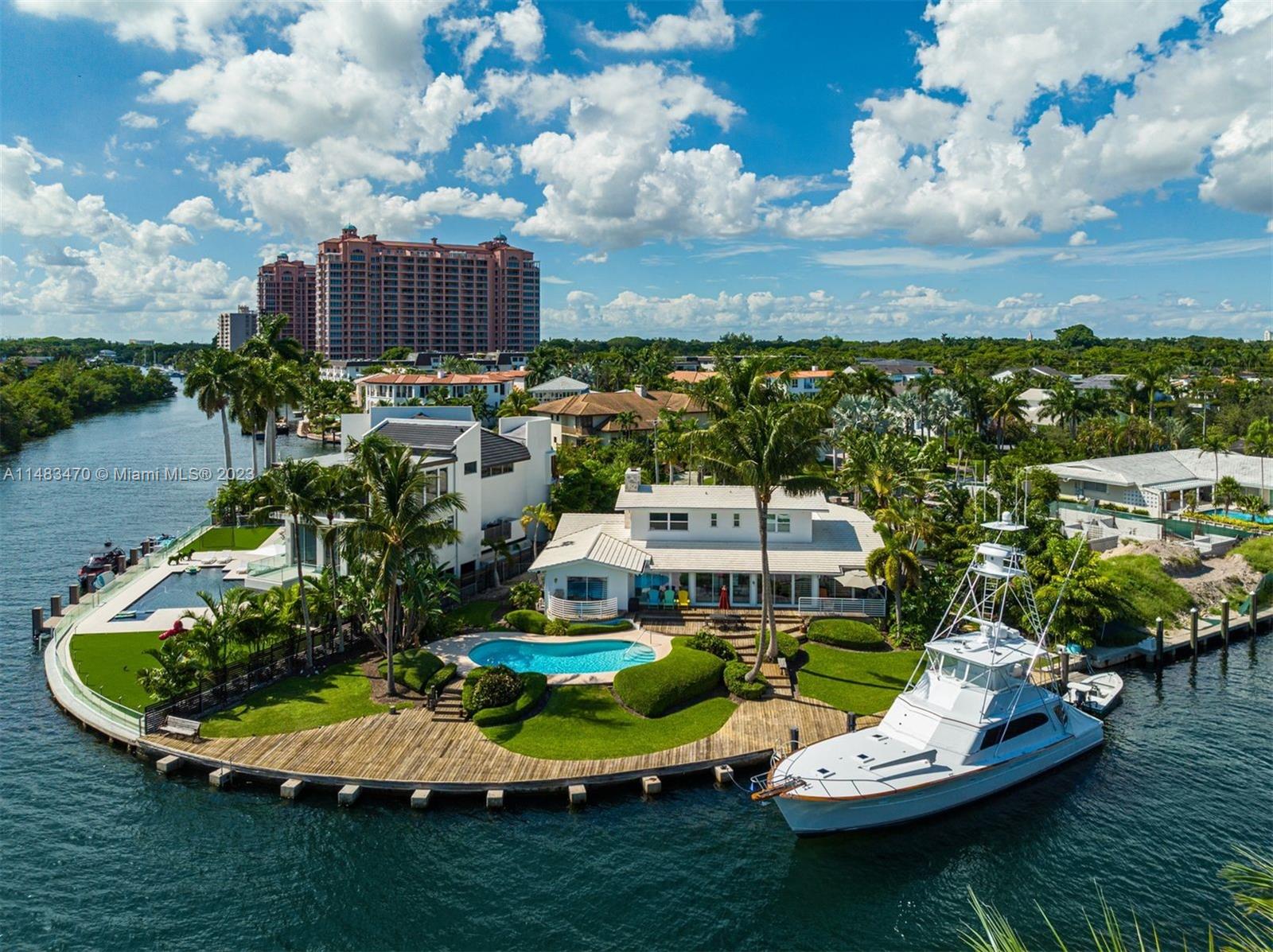 SUNRISE HARBOUR REV PL - Residential