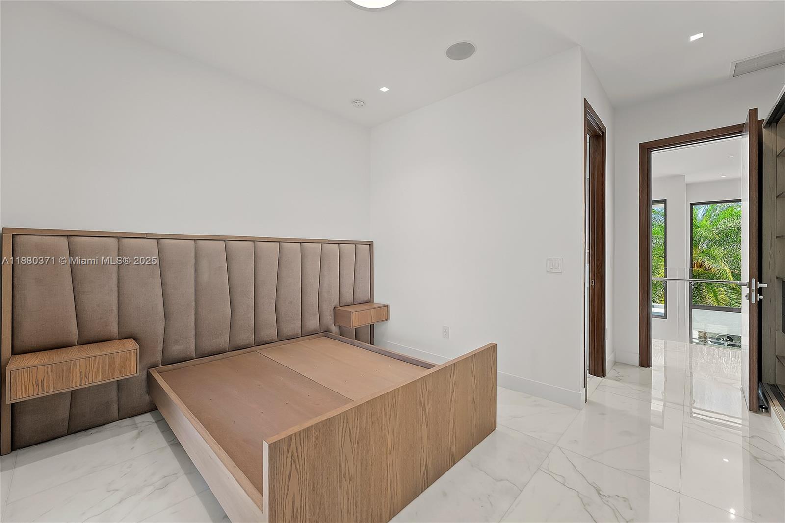 BISCAYNE BEACH-2ND ADDN - Residential Lease
