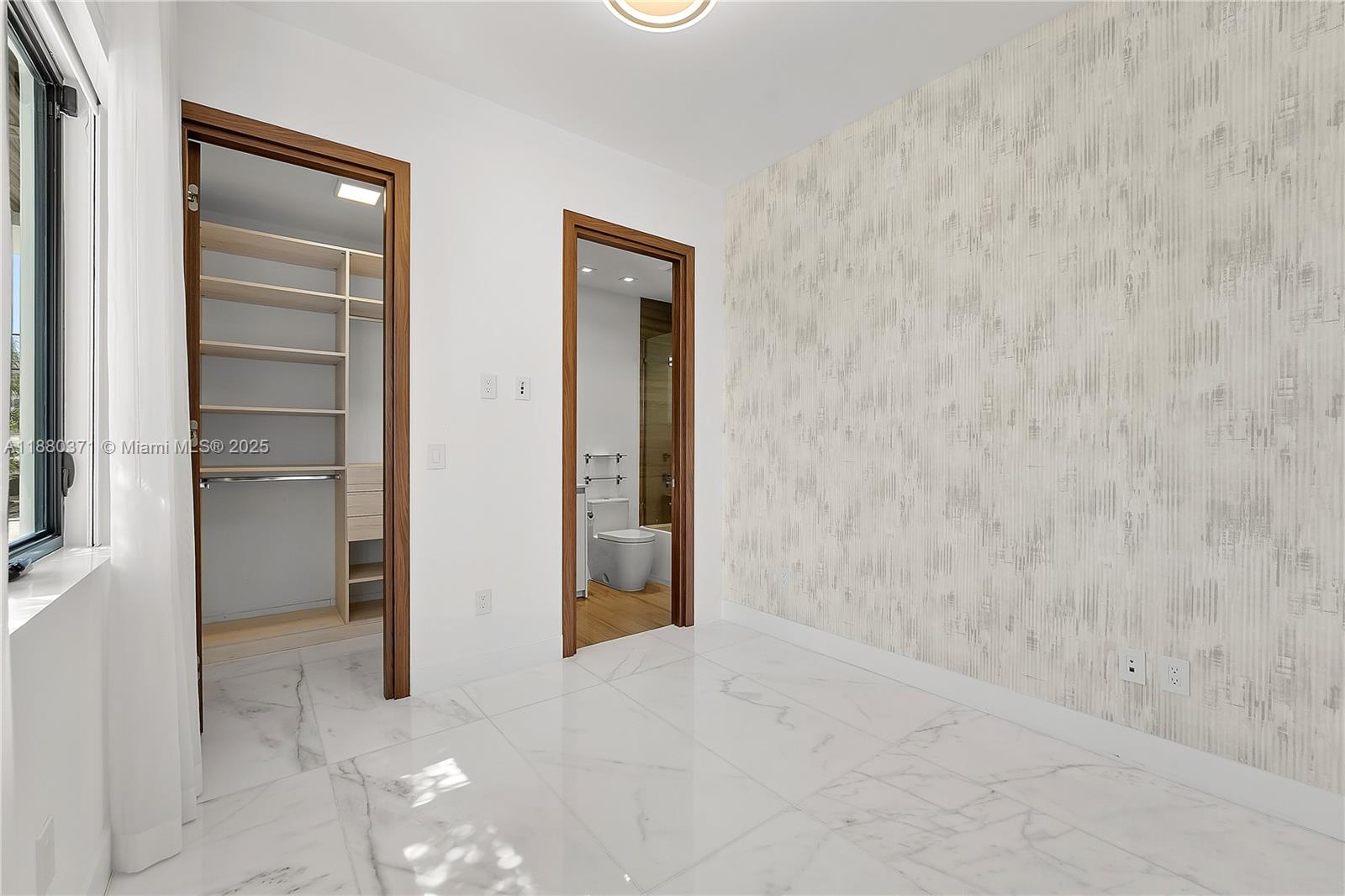 BISCAYNE BEACH-2ND ADDN - Residential Lease
