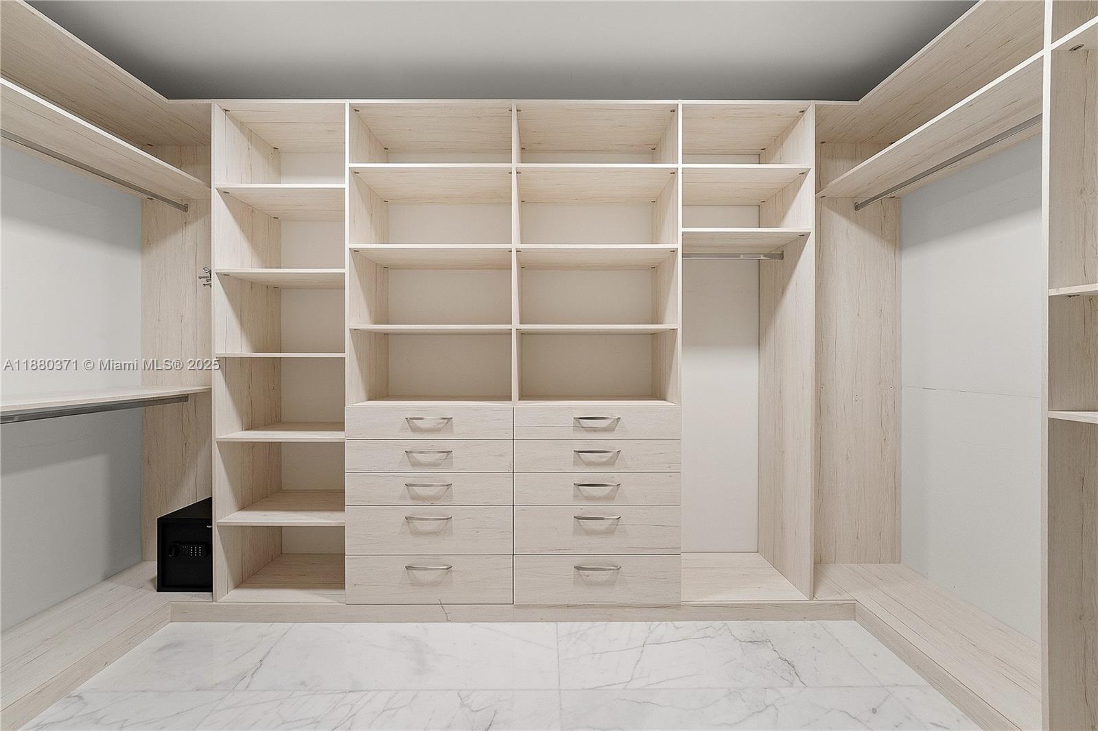 BISCAYNE BEACH-2ND ADDN - Residential Lease