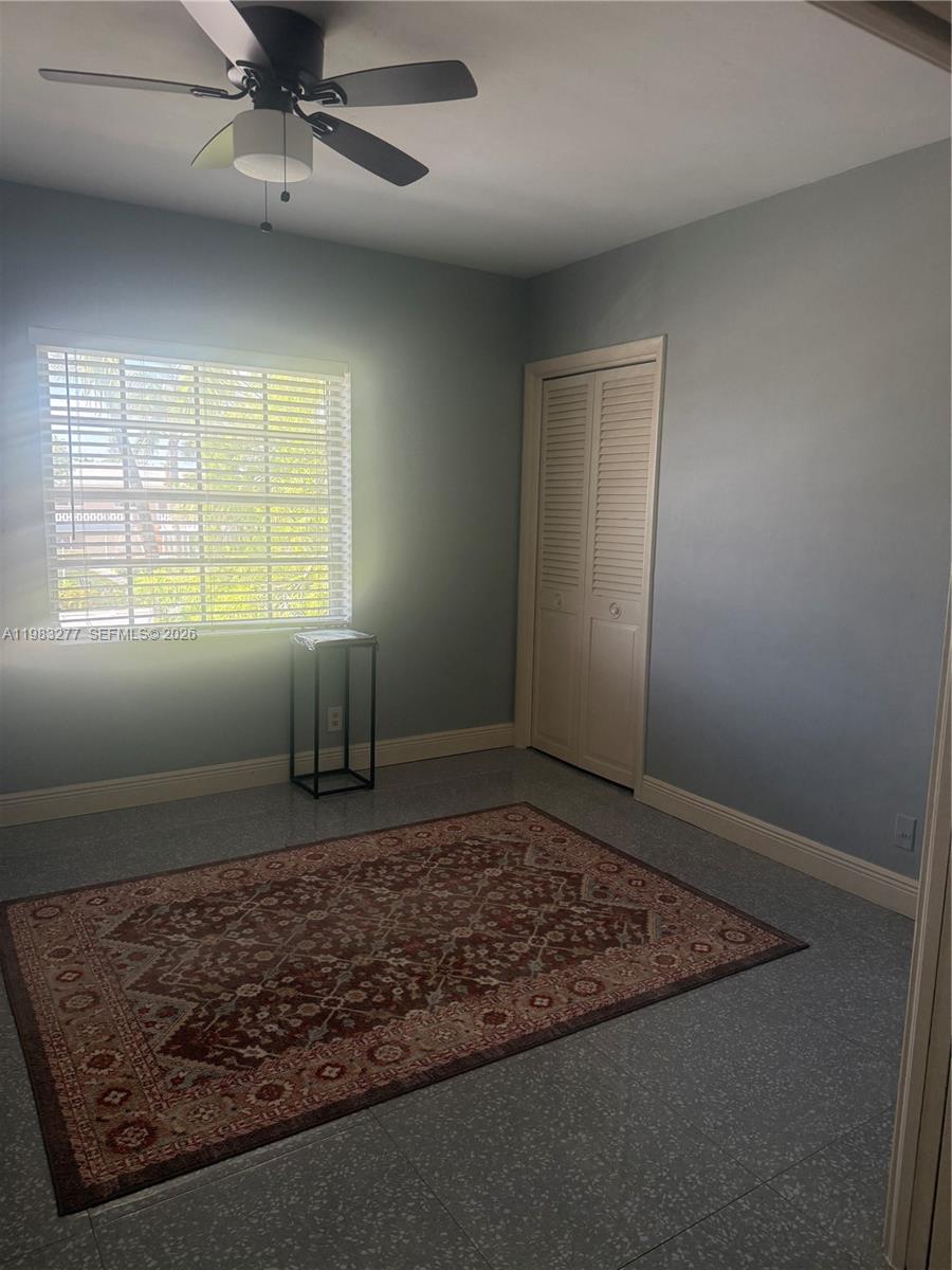 COLONIAL HOUSE CONDO - Residential