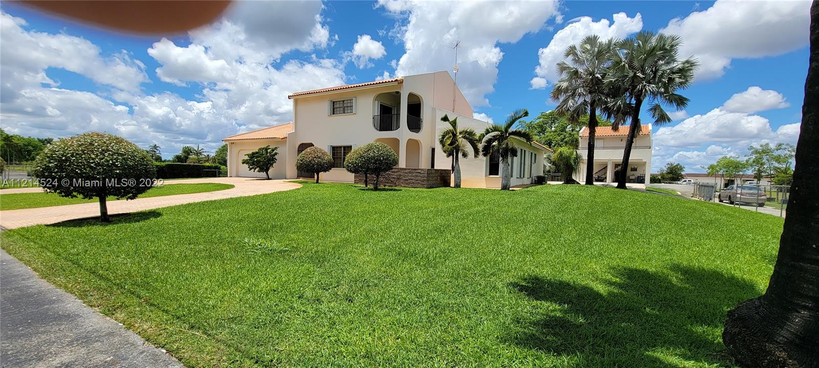 N/A, METES & BOUNDS - Residential