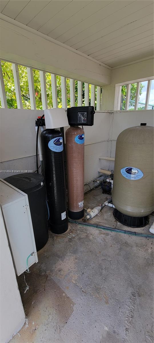 N/A, METES & BOUNDS - Residential