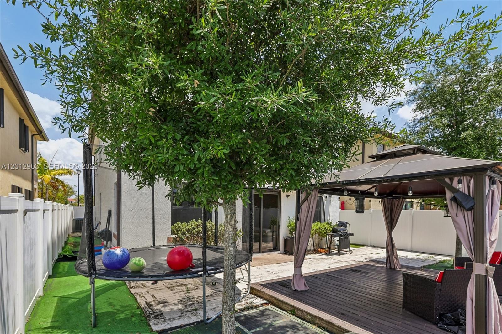 AQUABELLA SECTION TWO - Residential