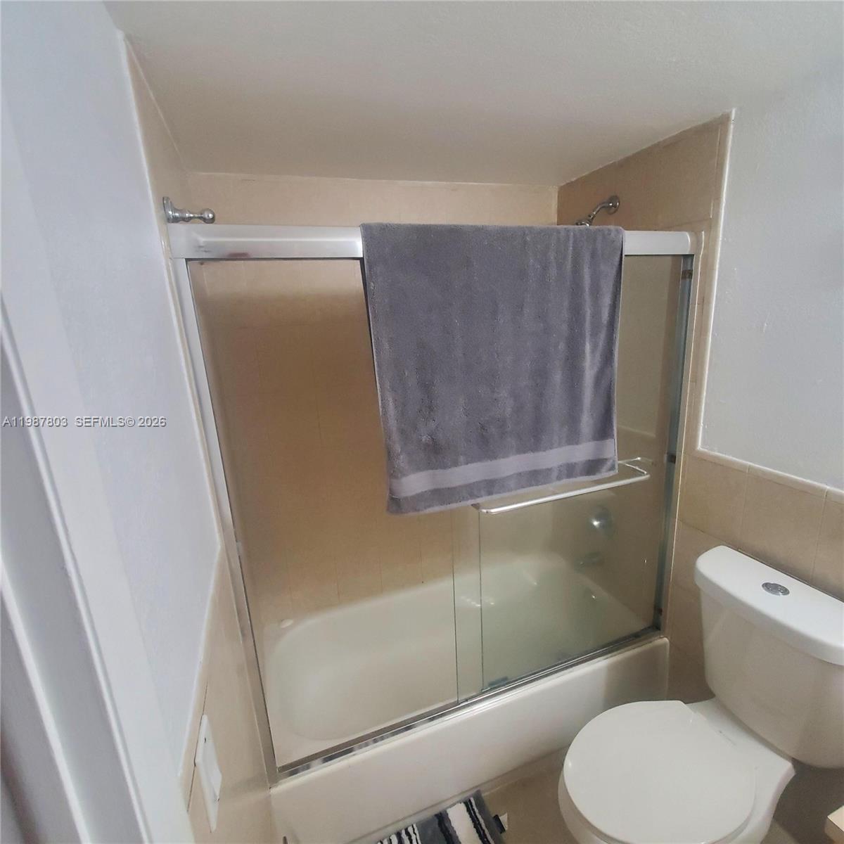 CYPRESS VILLAGE CONDO - Residential Lease