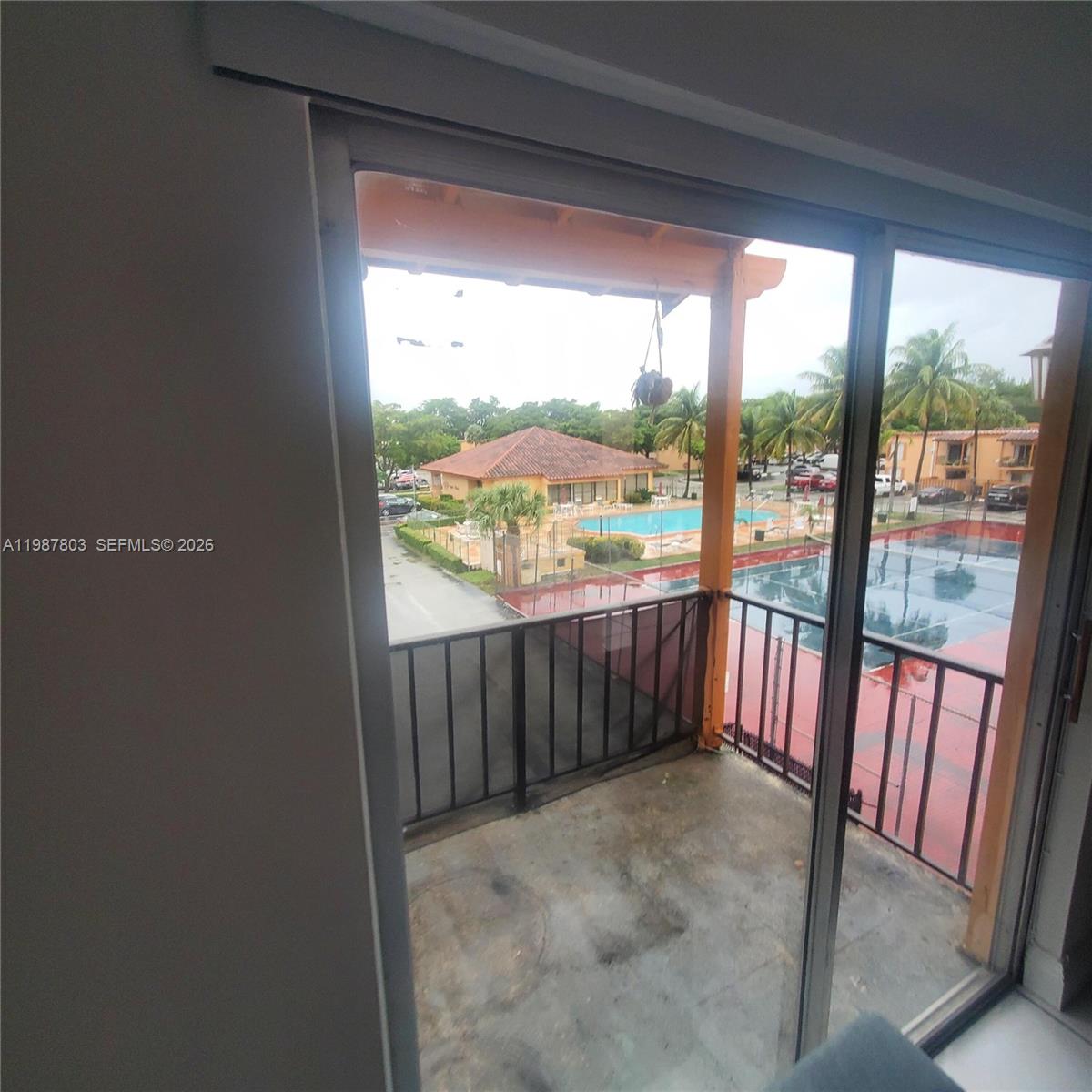 CYPRESS VILLAGE CONDO - Residential Lease