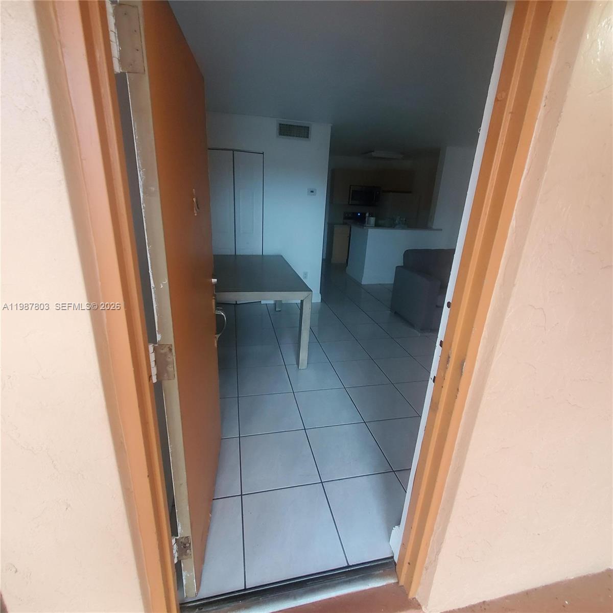 CYPRESS VILLAGE CONDO - Residential Lease