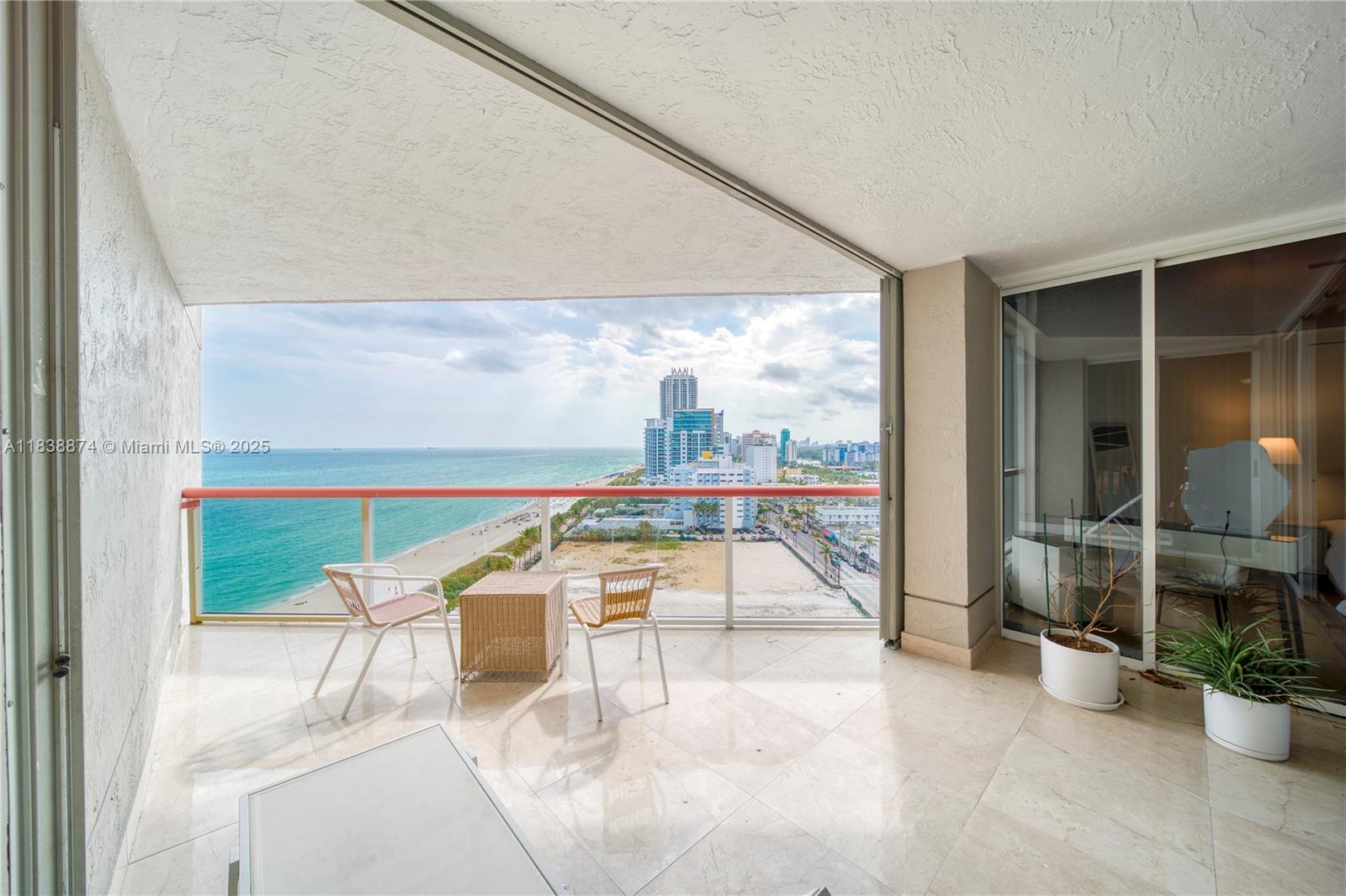 6767 Collins Ave 1706