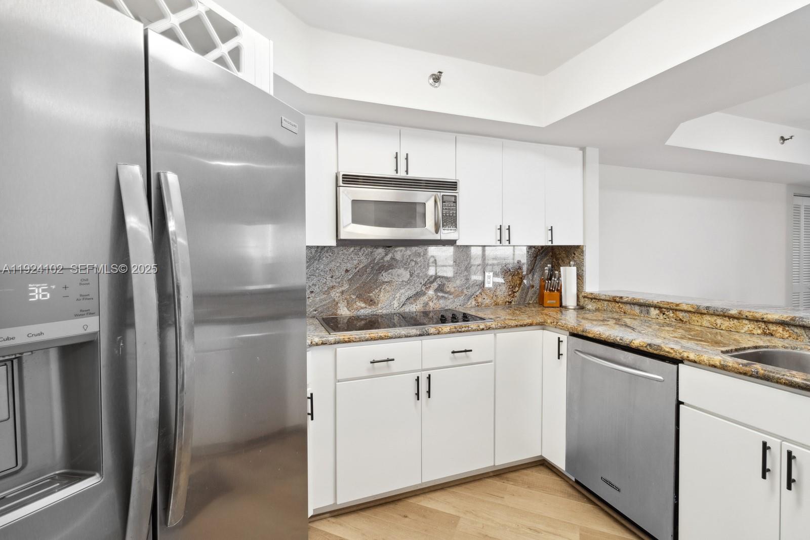 THE STERLING CONDO - Residential Lease