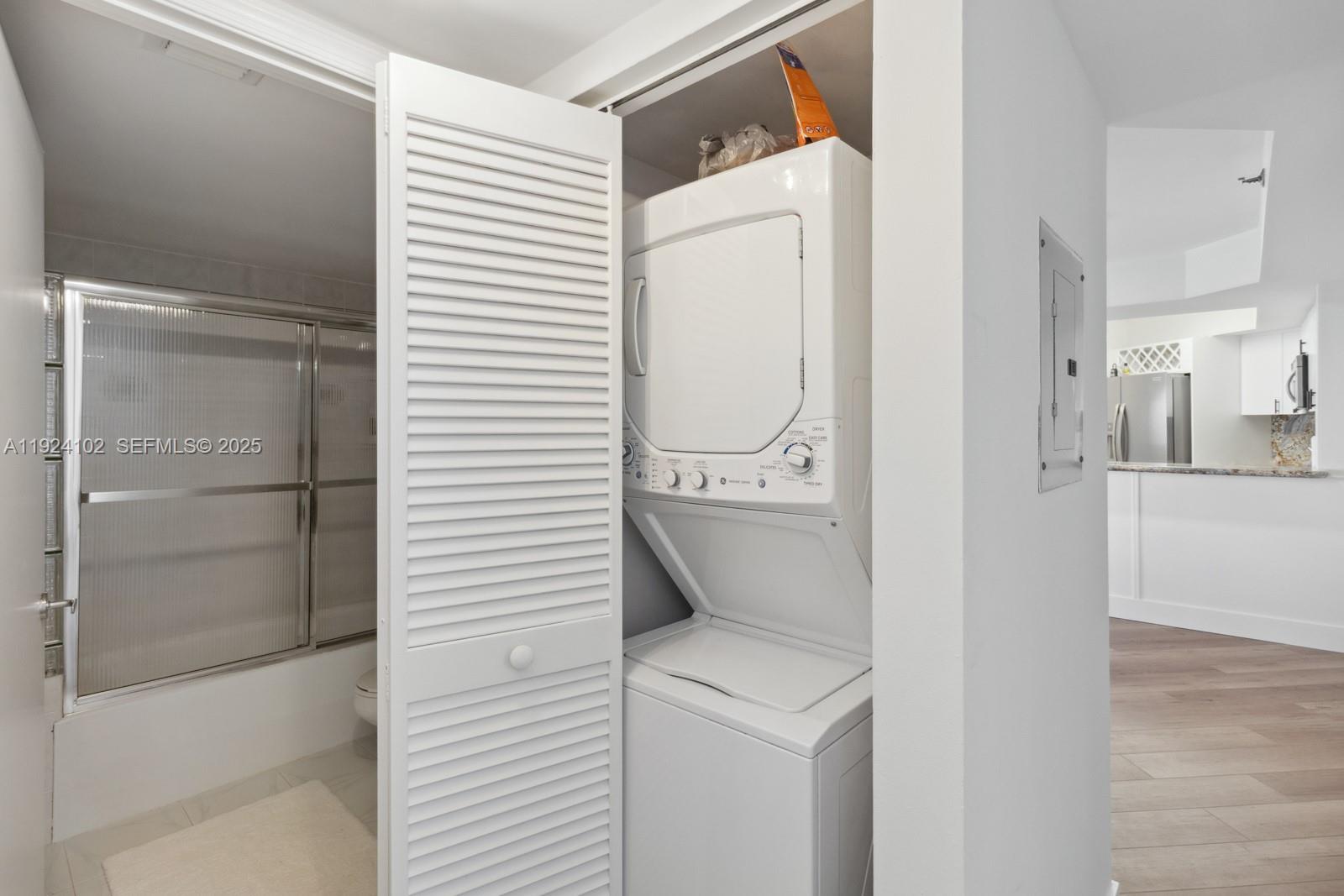 THE STERLING CONDO - Residential Lease