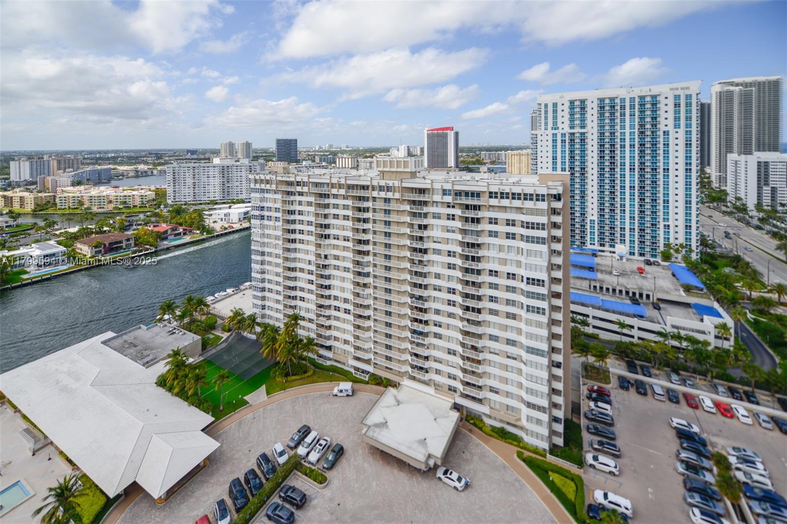 HEMISPHERES CONDO - Residential Lease