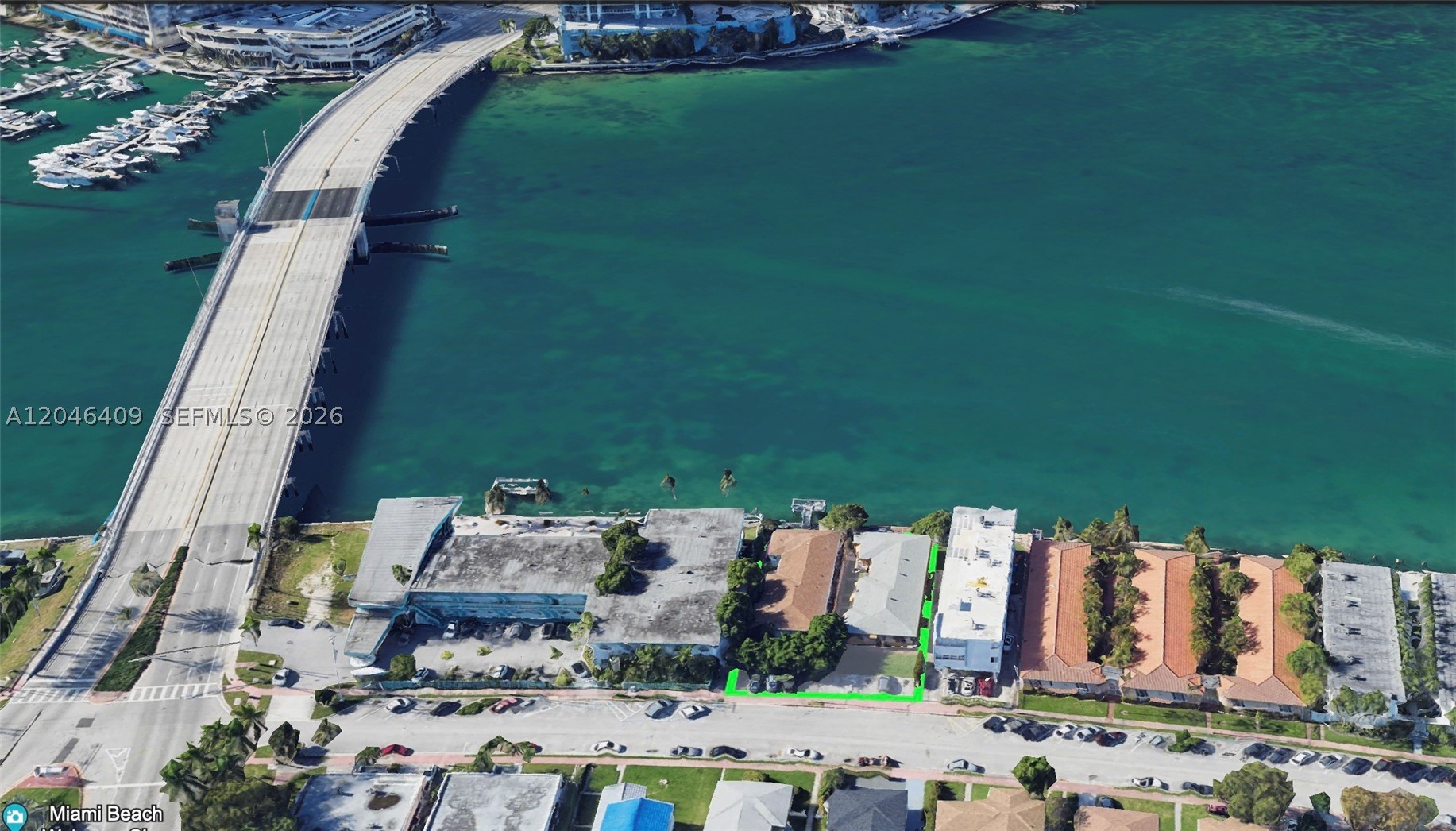 2130/2140 Bay Dr