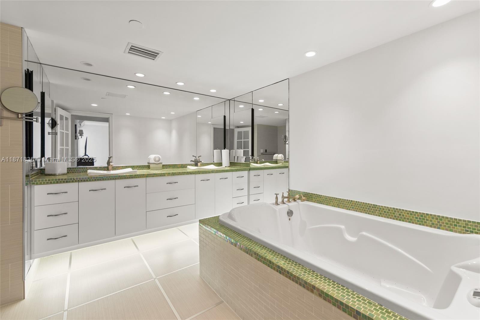 TURNBERRY ISLE CONDO - Residential Lease