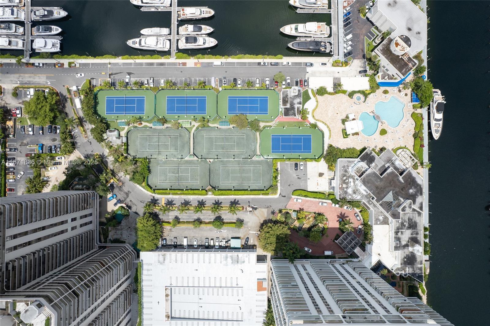 TURNBERRY ISLE CONDO - Residential Lease