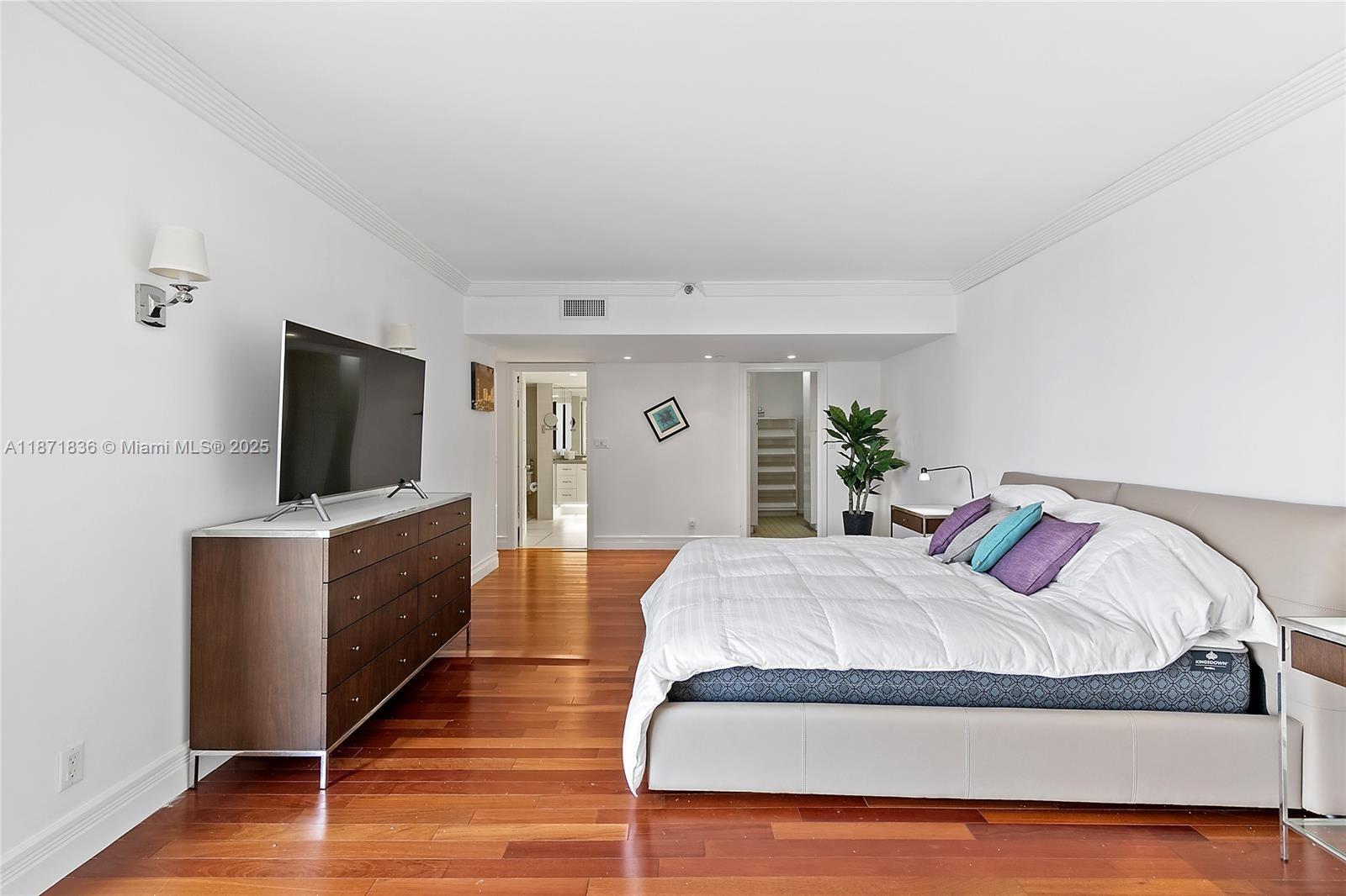 TURNBERRY ISLE CONDO - Residential Lease