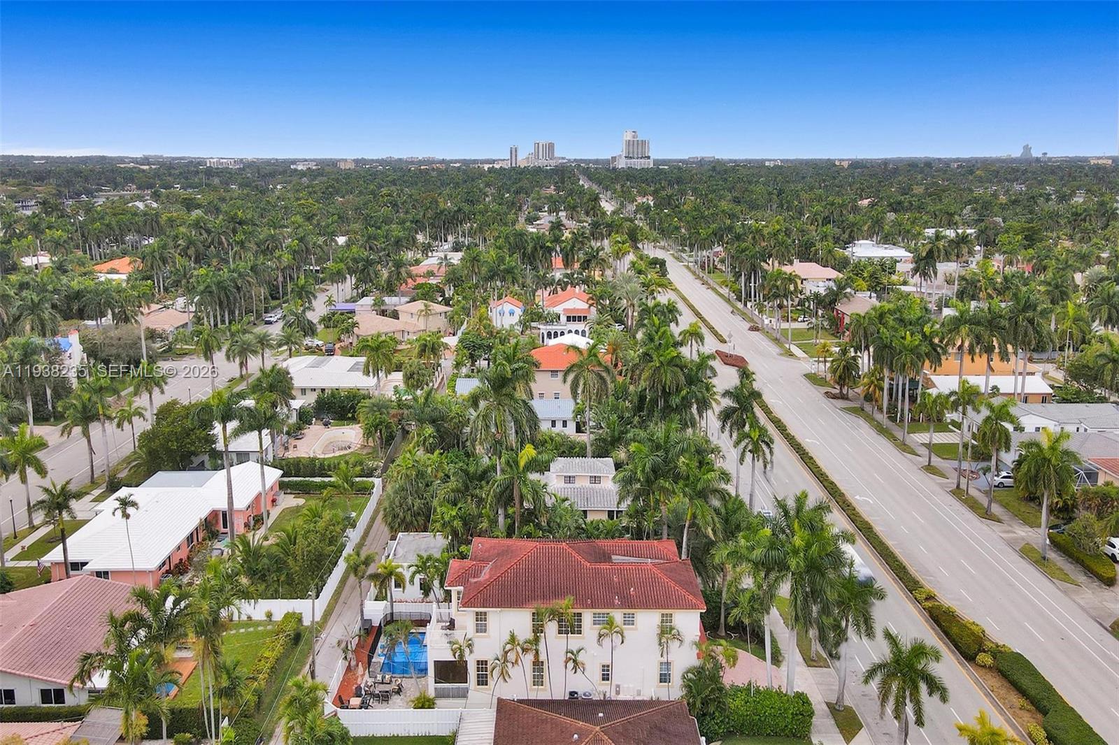 HOLLYWOOD LAKES SECTION - Residential