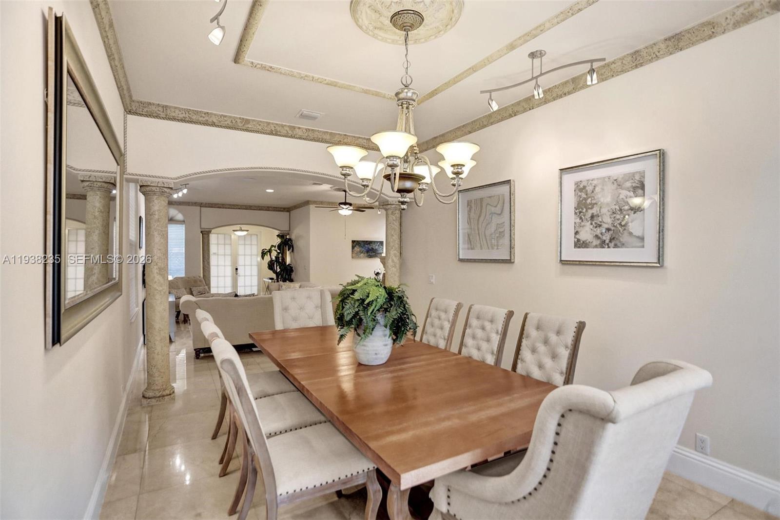 HOLLYWOOD LAKES SECTION - Residential