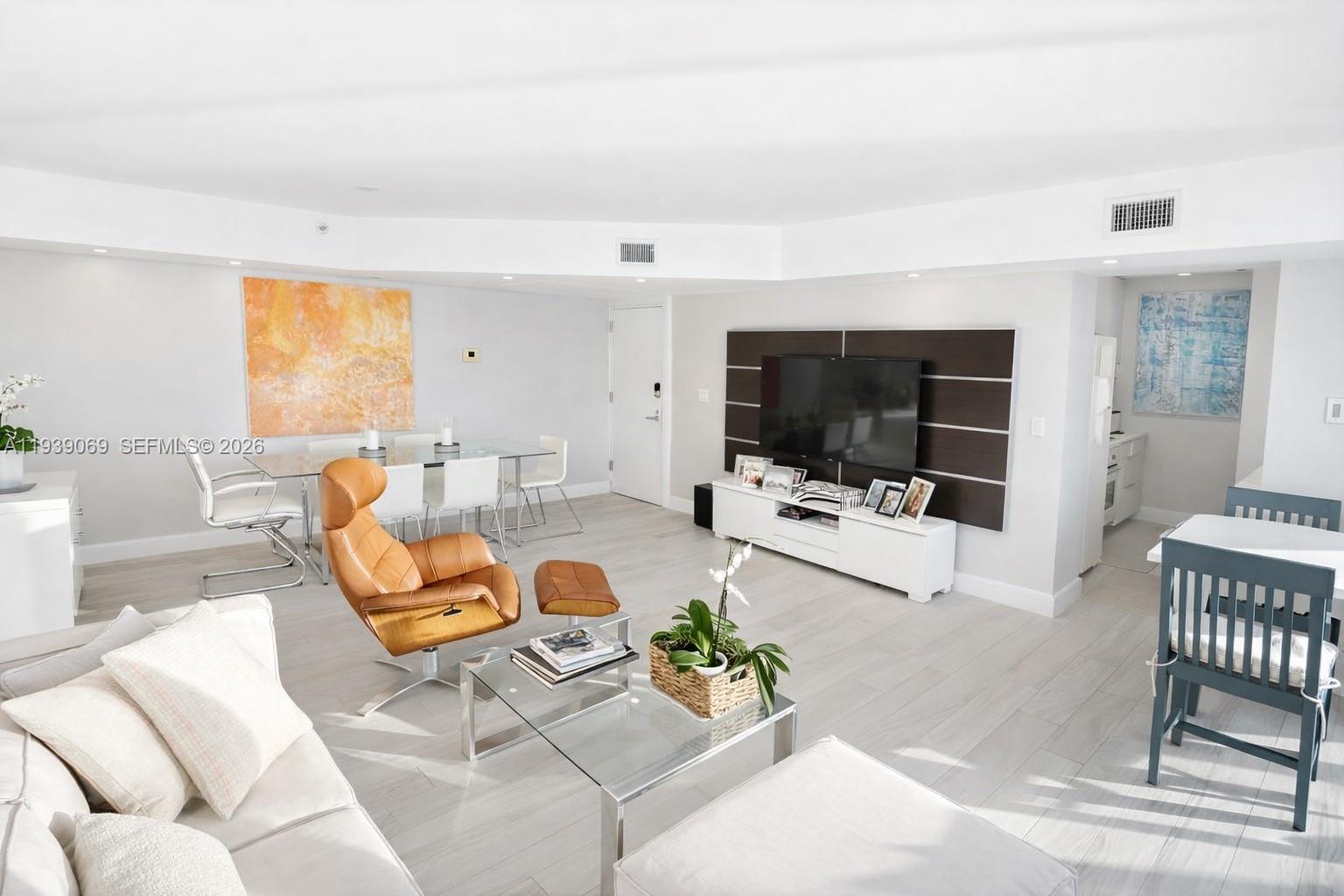 THE GRANDVIEW CONDO - Residential