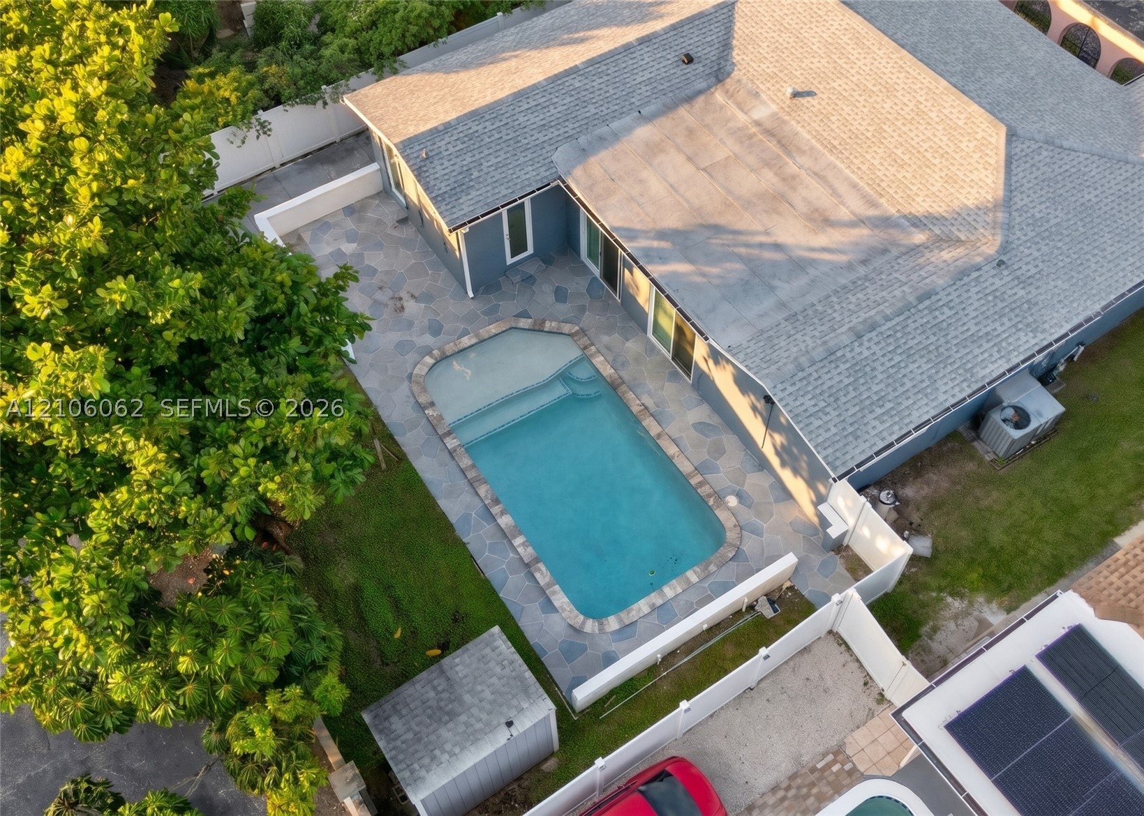 4200 NW 42nd St