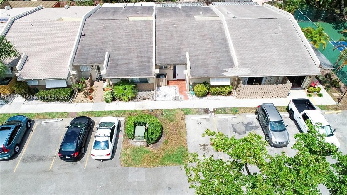 2309 N 37th Ave