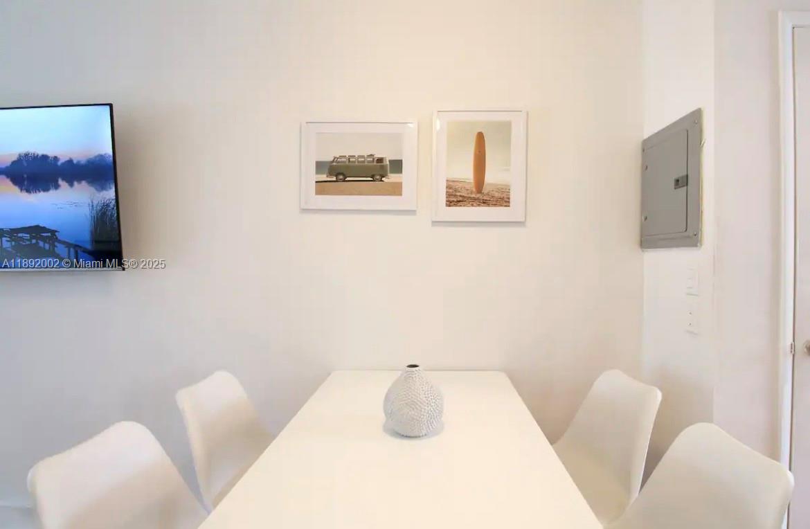 ALTOS DEL MAR NO 3 - Residential Lease