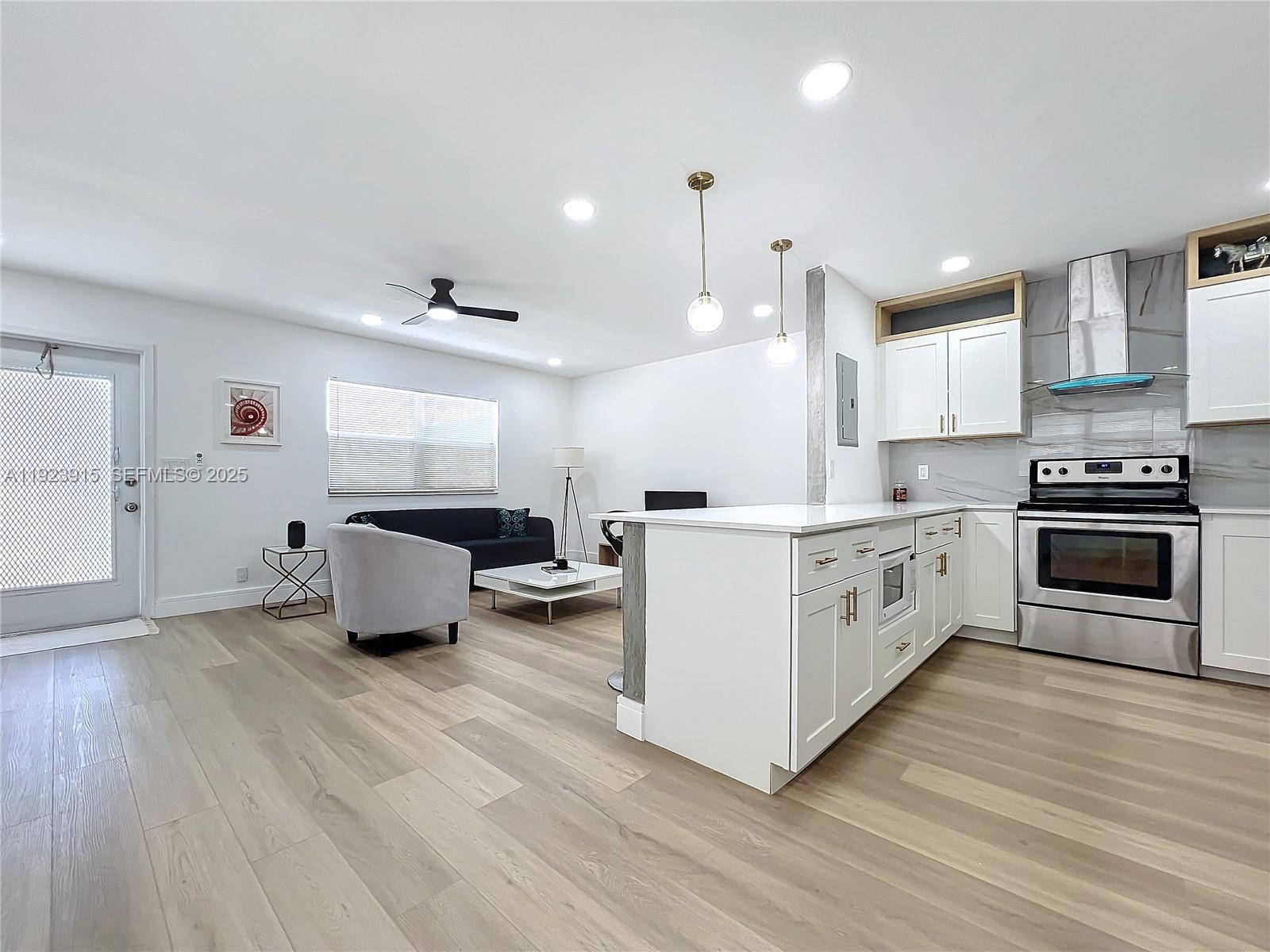 KINGS POINT MONACO CONDOS - Residential