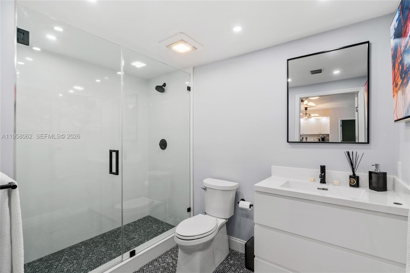 KING DAVID OF SUNNY ISLES - Residential