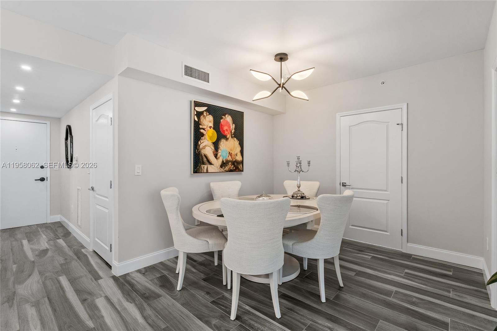 KING DAVID OF SUNNY ISLES - Residential