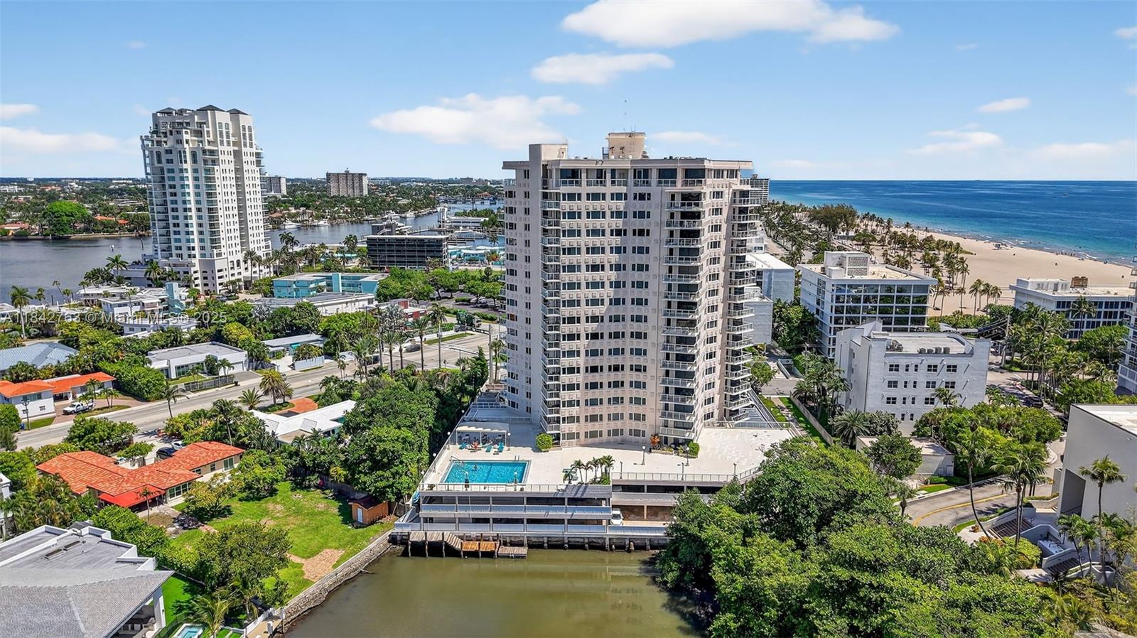 3000 Holiday Dr 1102, Fort Lauderdale, FL, 33316/$495,000 2 3000 Holiday Dr 1102