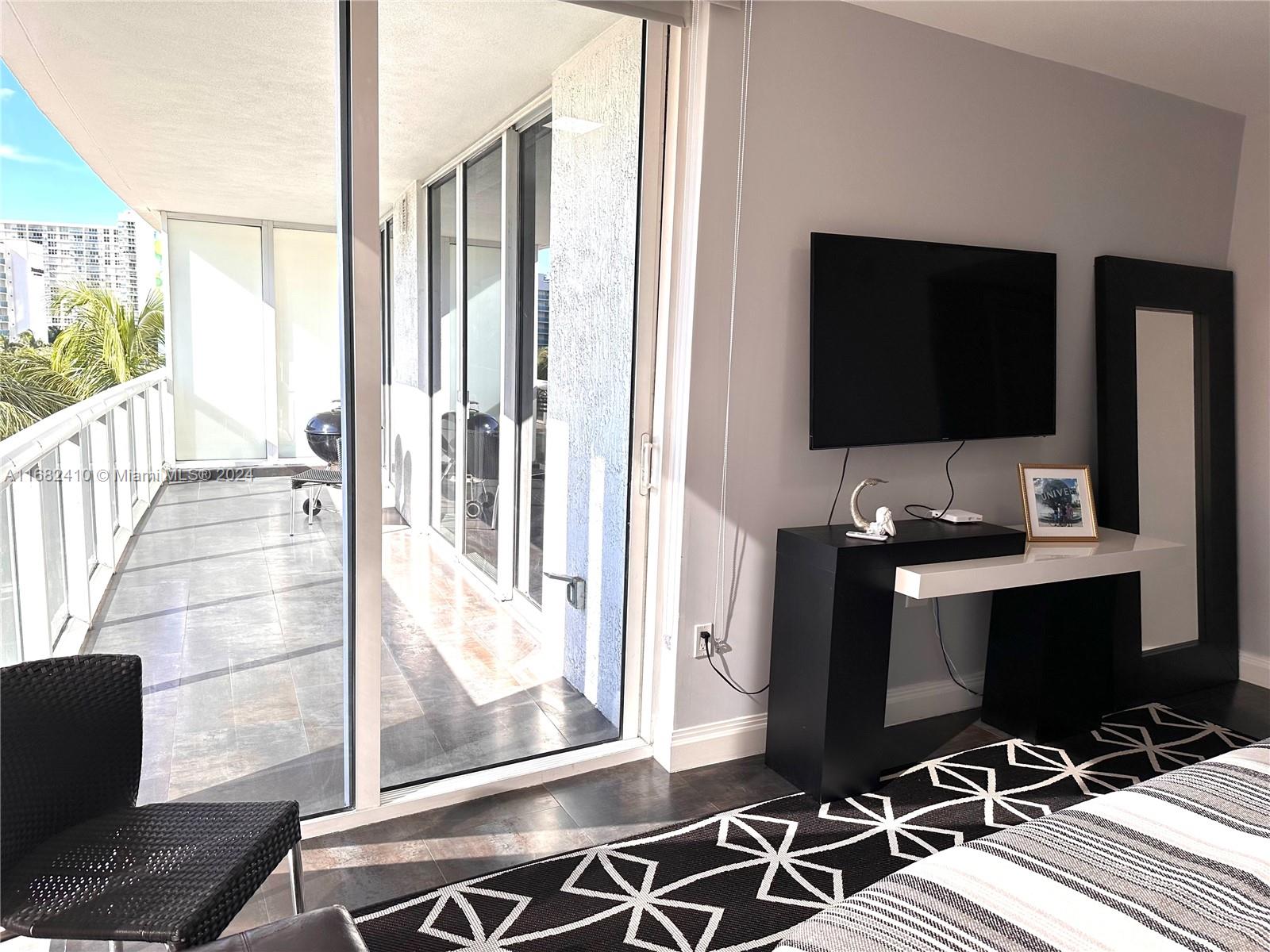 BEACH CLUB THREE CONDO - Residential