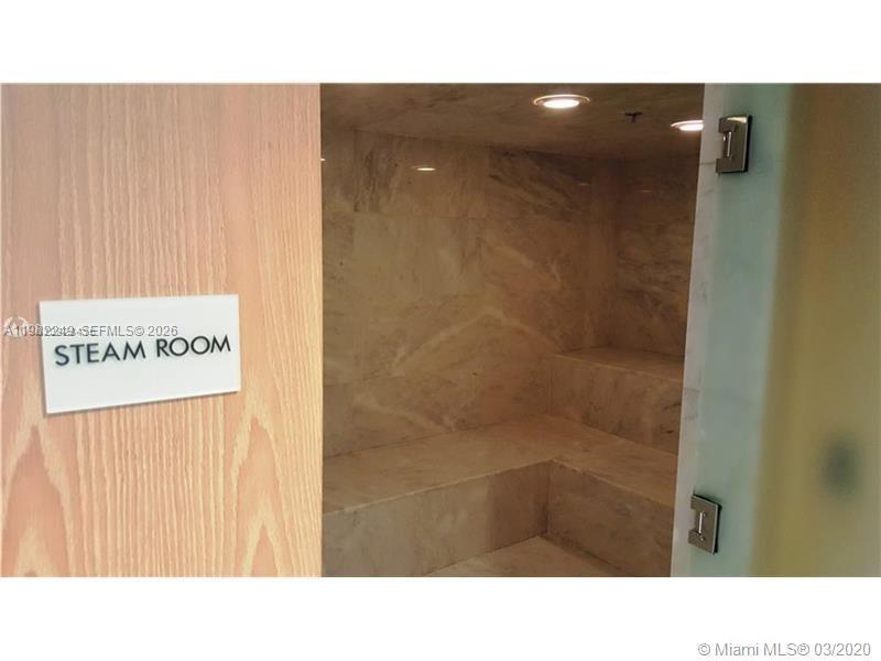 400 SUNNY ISLES CONDO EAS - Residential Lease