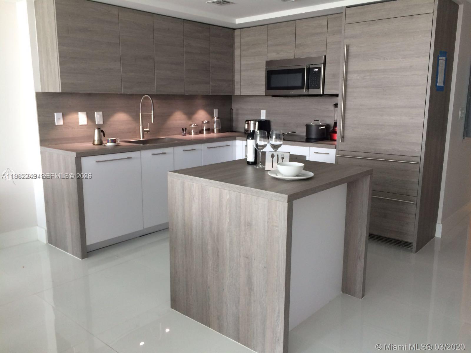 400 SUNNY ISLES CONDO EAS - Residential Lease