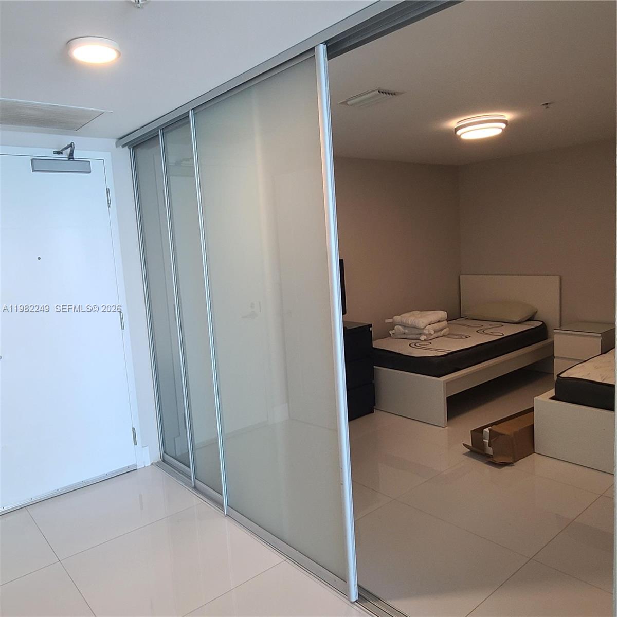 400 SUNNY ISLES CONDO EAS - Residential Lease