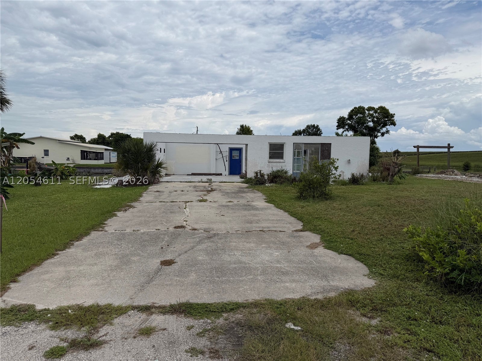 1053 Lantern Ln Okeechobee
