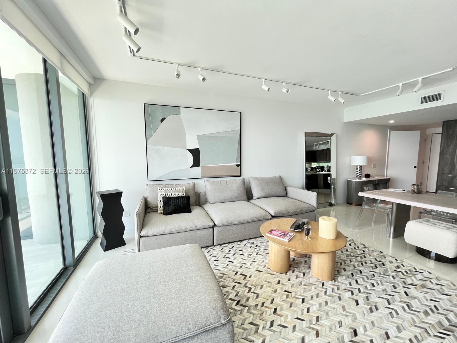 ONE PARAISO CONDO - Residential Lease