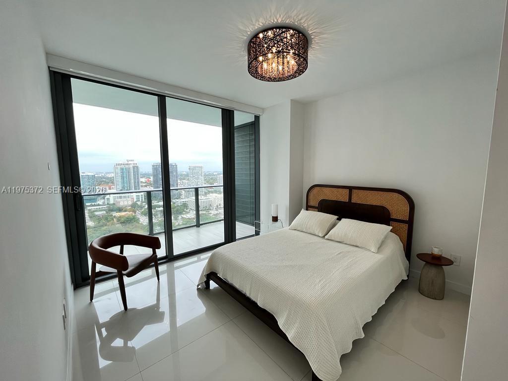 ONE PARAISO CONDO - Residential Lease