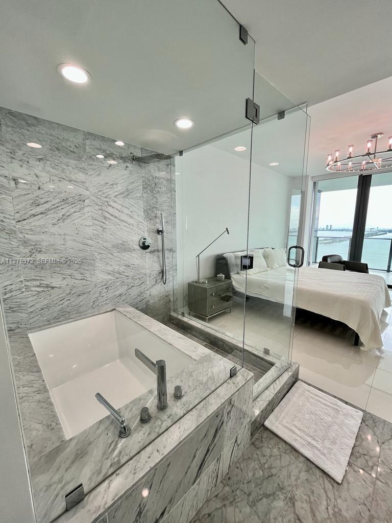 ONE PARAISO CONDO - Residential Lease