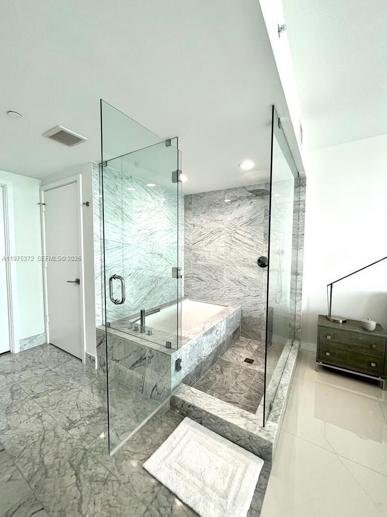 ONE PARAISO CONDO - Residential Lease