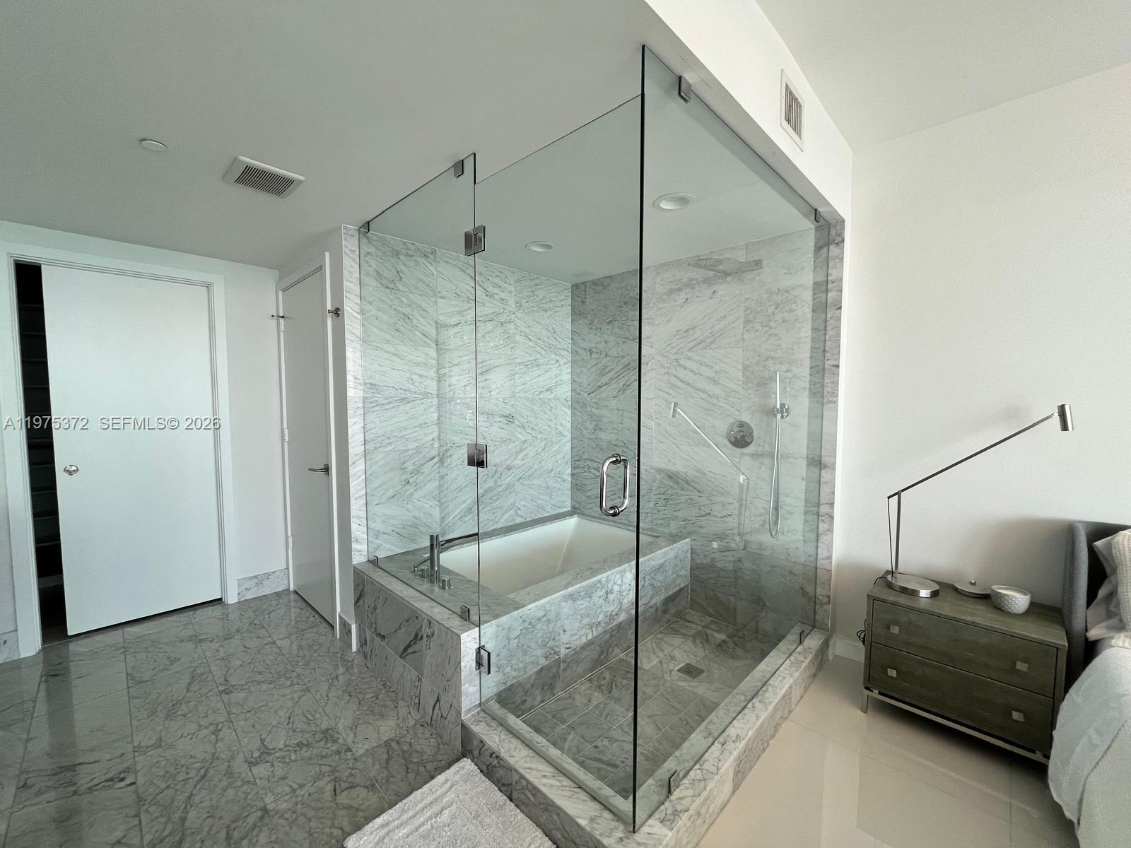 ONE PARAISO CONDO - Residential Lease