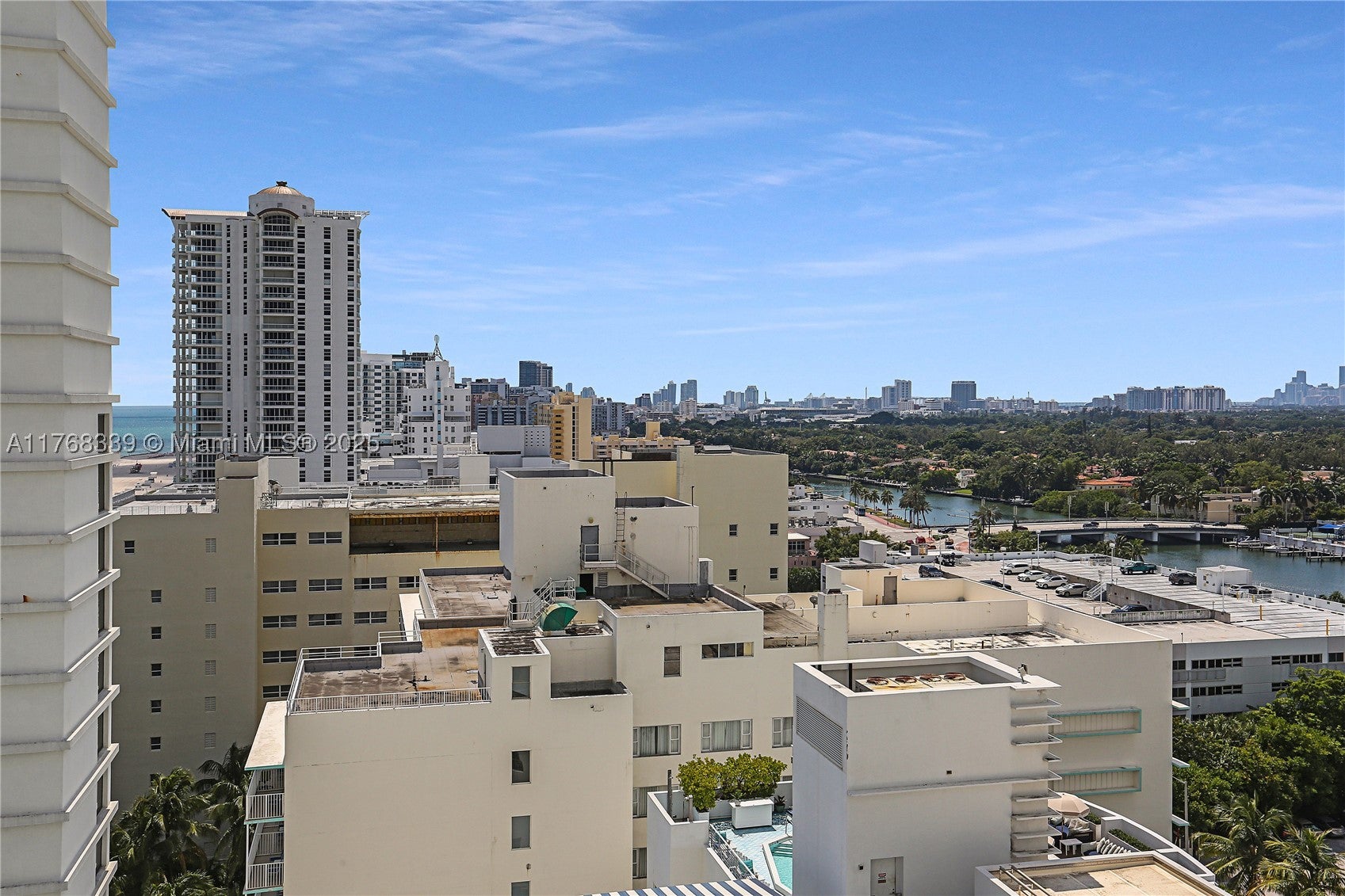 4391 Collins Ave 1415